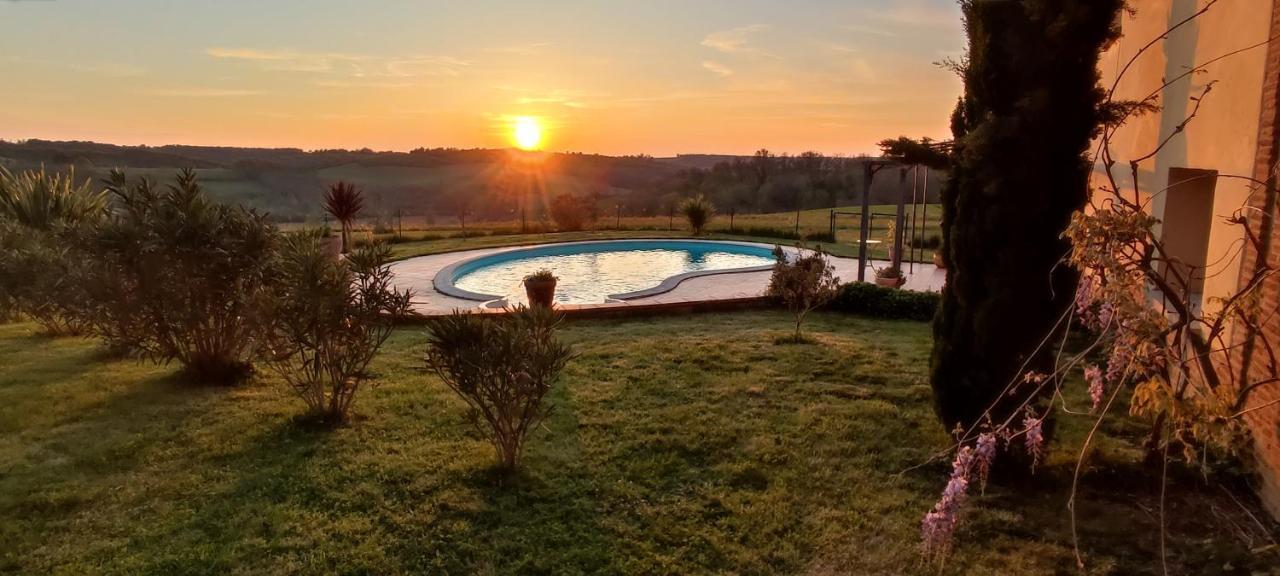 Les Hauts De Grazac, Chambres Et Tables D'Hotes Grazac  ภายนอก รูปภาพ